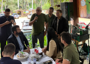 De olho em 2026, Galdino cumpre agenda no Vale do Mamanguape ao lado de prefeitos; Efraim Morais não descarta aliança