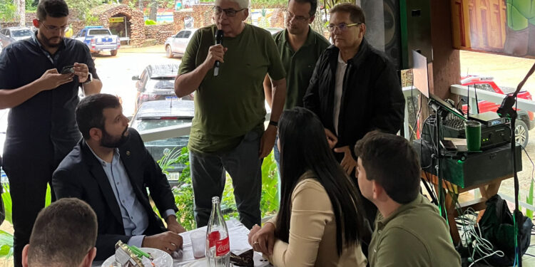 De olho em 2026, Galdino cumpre agenda no Vale do Mamanguape ao lado de prefeitos; Efraim Morais não descarta aliança