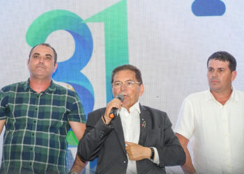 Com articulação de ex-gestor, Galdino sela aliança com prefeito do PL que apoiou João Paulo Segundo