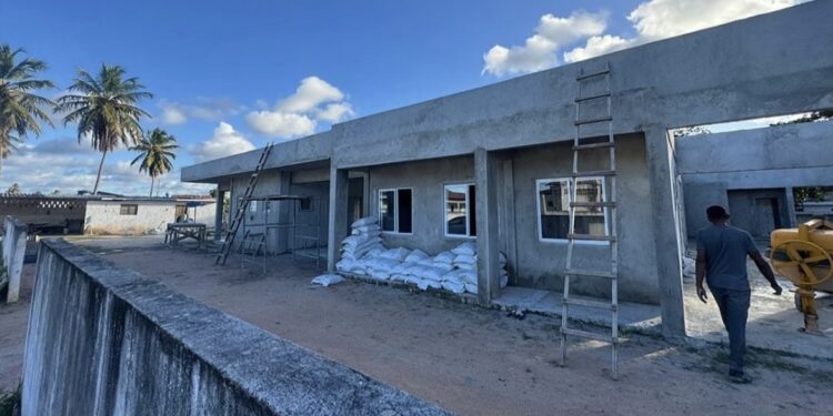 Prefeitura acelera construção da primeira creche de Forte Velho com recursos próprios