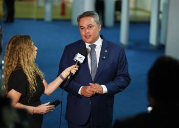 Por iniciativa do senador Efraim, Senado homenageia os 160 anos de nascimento de Epitácio Pessoa