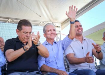 Bastidores: Nabor confidencia a aliados que aceitou convite para disputar Senado em 2026