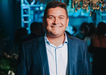 Justiça Eleitoral cassa prefeito e vice de Condado e município terá novas eleições