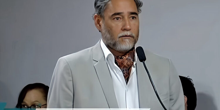 Projeto de Adriano Martins é aprovado e levará Cultura Oceânica às escolas públicas