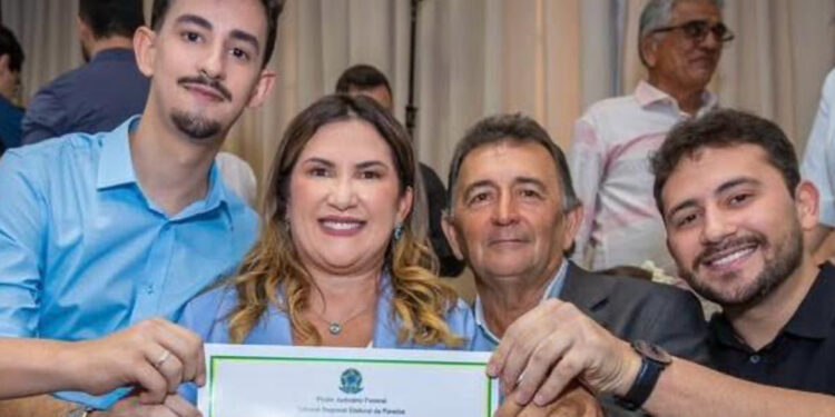 “A grande família de Cajazeiras”: parentes de políticos foram contratados por Organização Social em ano eleitoral, revela AIJE