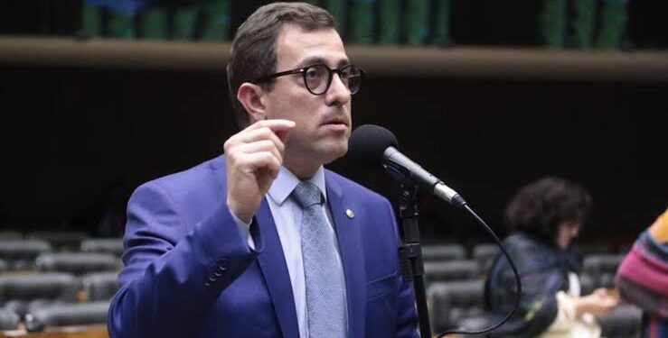 Gervásio confirma Lucas Ribeiro para Governo e admite Nabor e João ao Senado