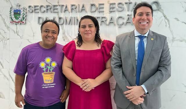 Bayeux: Fofinho recua, nega candidatura do filho a deputado e reforça aliança com Felipe Leitão