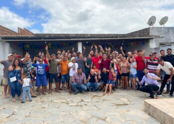 Em Tacima, Nelinho Costa recebe apoio de ex-candidato a prefeito e vereadores