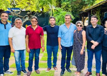 Ex-prefeito de Guarabira e vereadores rompem com Camila Toscano e declaram apoio a Michel Henrique