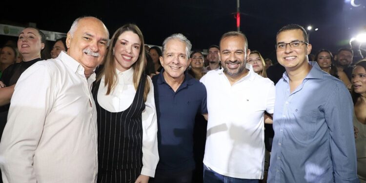 Bastidores: Nabor bota o bloco na rua e complica os planos de Veneziano