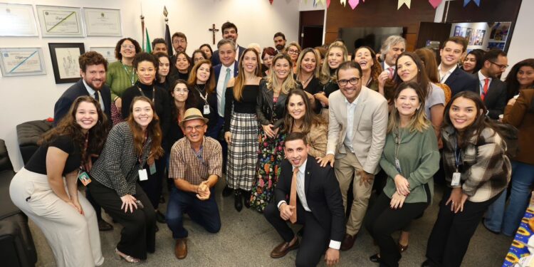 Arraiá de Efraim leva música, alegria e tradição do São João ao Senado Federal