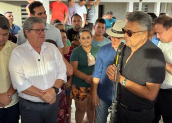 Márcio Roberto participa de inaugurações e do Orçamento Democrático ao lado de João Azevêdo no Sertão