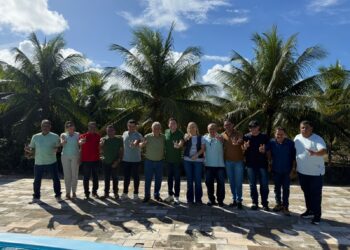 Felipe Leitão fecha ‘grupão’ em Alhandra com prefeito, vice e 10 vereadores