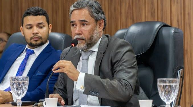 Presidente da Câmara de Bayeux planeja lançar concurso público nos próximos meses; veja vagas