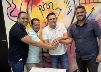 Jhony amplia base no Cariri e fecha com vice-prefeito e lideranças em Assunção