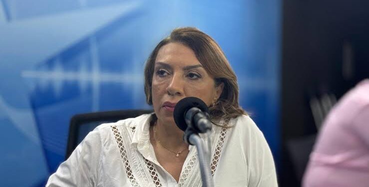 Recém eleita, Cida ‘barra’ Cícero e Galdino no PT e impõe resistência a alianças com Hugo e Nabor