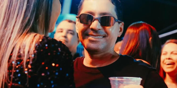 Prefeito de Cuité de Mamanguape paga R$ 62 mil por moto alugada; valor daria para comprar quatro modelos 0 km