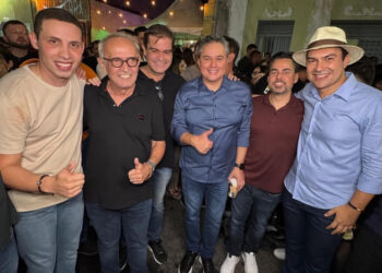 Cícero cumpre agenda no Sertão e encontra Efraim no São Pedro de São José do Sabugi