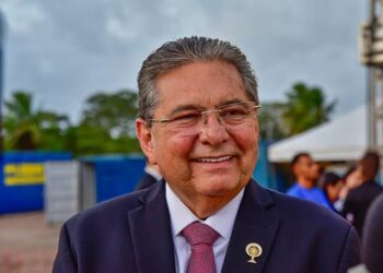 EXCLUSIVO: Adriano diz em reunião que tem acordo com Cícero, será candidato a governador e dá prazo até dezembro ao Republicanos