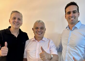 Aguinaldo ‘entra em campo’ e prefeitos do MDB e PP declaram apoio a Lucas Ribeiro para 2026