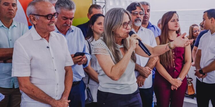 Cícero reforça compromisso com a primeira infância e entrega 53ª unidade de ensino reconstruída em João Pessoa