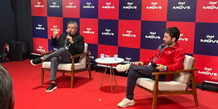 “Empreender no Brasil é ser herói da resistência”, diz Efraim no maior evento de restaurantes da América Latina