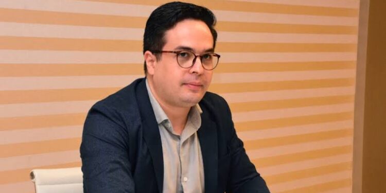 Superintendente dos Correios na Paraíba entrega cargo após Efraim se lançar candidato com apoio do bolsonarismo