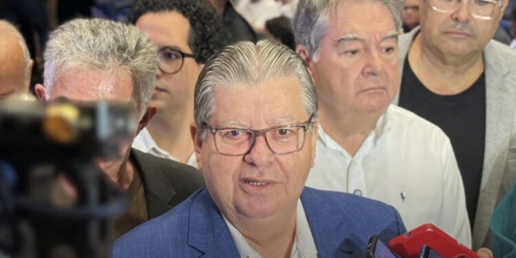 João Azevêdo garante espaço para Cícero no projeto de 2026 mas em outra ‘posição’