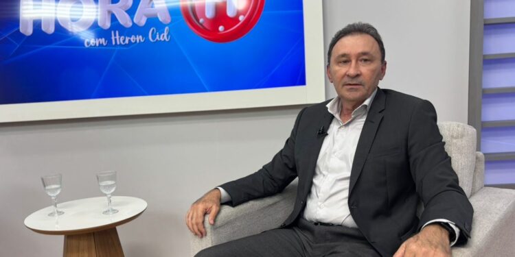 Deusdete ‘crava’ candidatura de Lucas com saída de João para o Senado