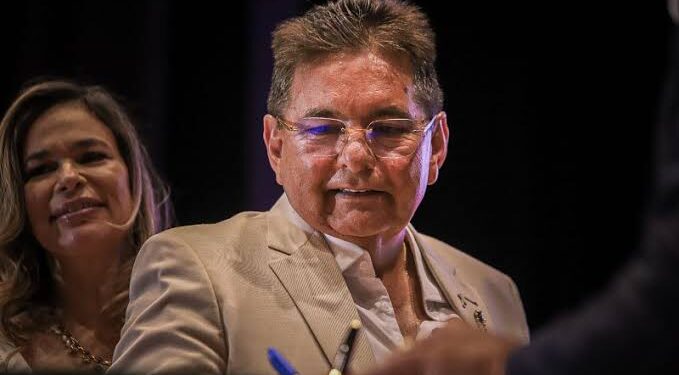 Bastidores: insatisfeito com Hugo, Galdino pode deixar Republicanos e causar ‘estrago’ no partido