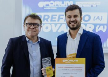 Joaquim apresenta case de sucesso do app ‘Mamanguape tá on’ e recebe prêmio de Prefeito Inovador