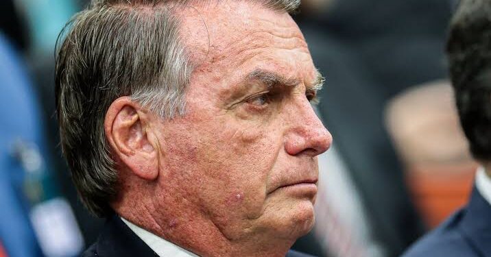 Relatório da PF revela rede de contatos de Bolsonaro na Paraíba; veja detalhes