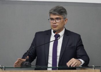 Aliados do prefeito votam favorável e Câmara de Santa Rita aprova investigação sobre gastos do São João 2025