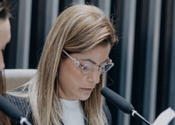 Após solicitação, deputada Danielle do Vale comemora início das obras do programa Travessias Urbanas em Curral de Cima