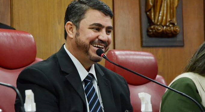 Presidente da Câmara de João Pessoa confirma instalação da “CPI dos Combustíveis”