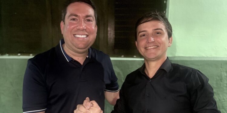 Um dia após romper com Jackson, vereador de Santa Rita fecha com Felipe Leitão