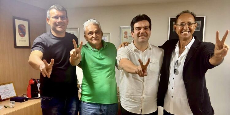 Eduardo Carneiro recebe apoio de lideranças de oposição em quatro cidades do Curimataú