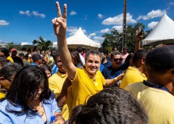 “As pesquisas mostram que estou no caminho certo”, diz Efraim sobre o 2° lugar nas intenções de voto