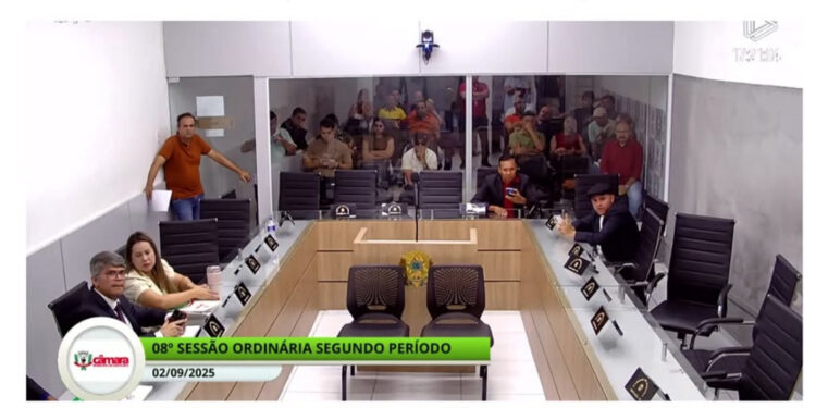 Com articulação política “desastrosa”, prefeito de Santa Rita parte para o desespero na Câmara