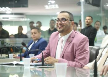 Tovar sofre mais um “baque” em CG e perde apoio de vereador para Juliana Cunha Lima