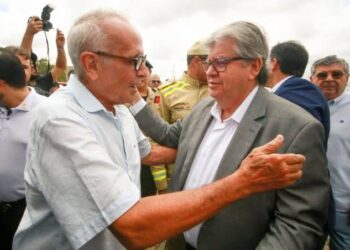 João Azevêdo confirma audiência decisiva com Cícero nesta sexta-feira às 12h