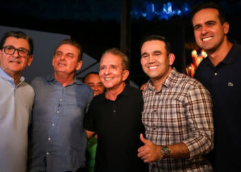 Aniversário de Jhony em Campina reúne Lucas, Nabor e lideranças políticas de todo estado