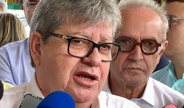 João confirma rompimento com Cícero e comenta reunião na granja