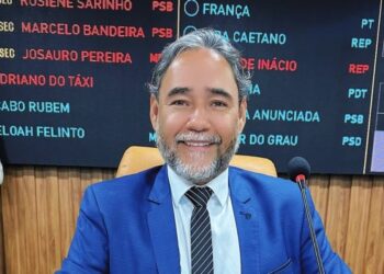 Adriano Martins exalta parceria com Mersinho: “deputado que destina as maiores emendas para Bayeux”