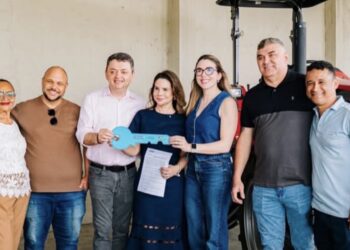 Com emendas de Hugo Motta, Codevasf entrega tratores aos municípios de Conde e Mato Grosso