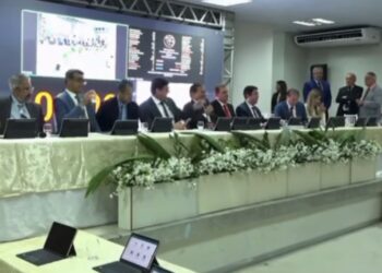 “Quem manda no PT é Lula, esse povo da Paraíba não manda em porra nenhuma”, dispara Adriano