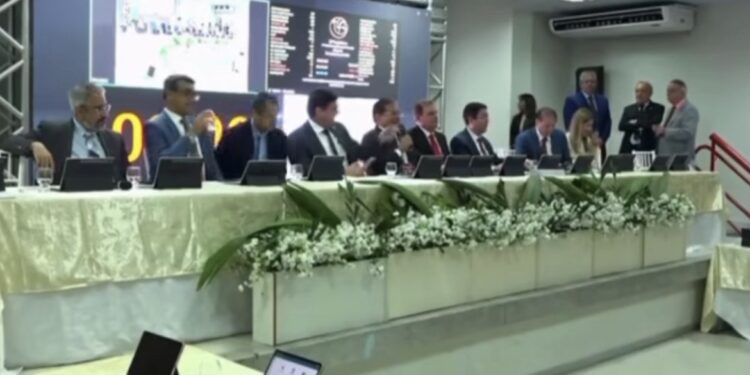 “Quem manda no PT é Lula, esse povo da Paraíba não manda em porra nenhuma”, dispara Adriano