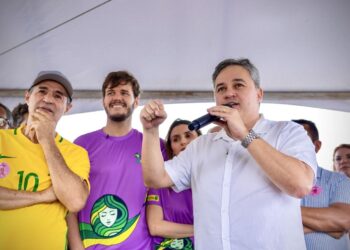 Efraim anuncia R$ 10 milhões para a saúde de Campina no aniversário de 161 anos: “O melhor presente é ajudar a salvar vidas”