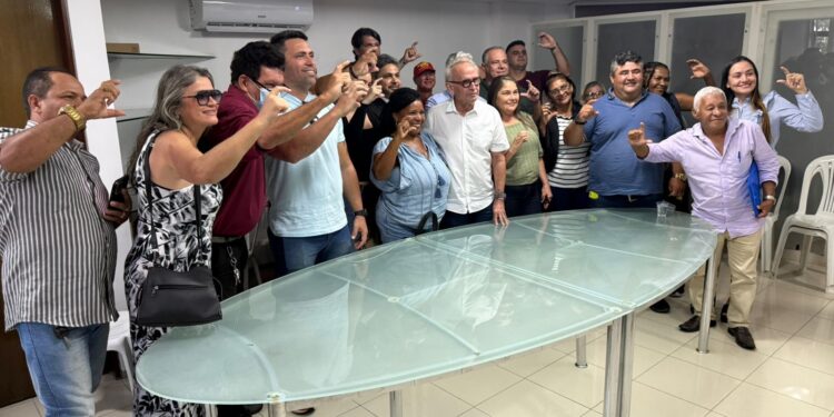 Cícero fecha apoio de suplentes do Solidariedade e partido aciona Justiça por coação e assédio moral