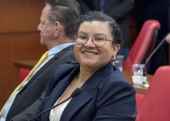 Vereadora do PSB garante fidelidade a João, mesmo integrando base de Cícero